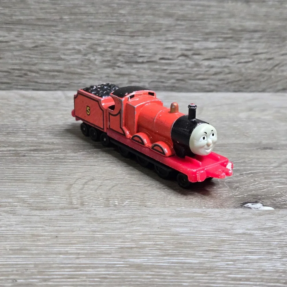VTG ERTL 1987 Thomas The Tank Engine & Friends James #5 Red Diecast Train Car